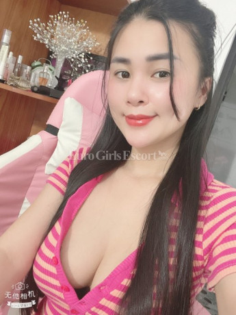 manama-escort-service-vip-best-elaly-independent-big-3