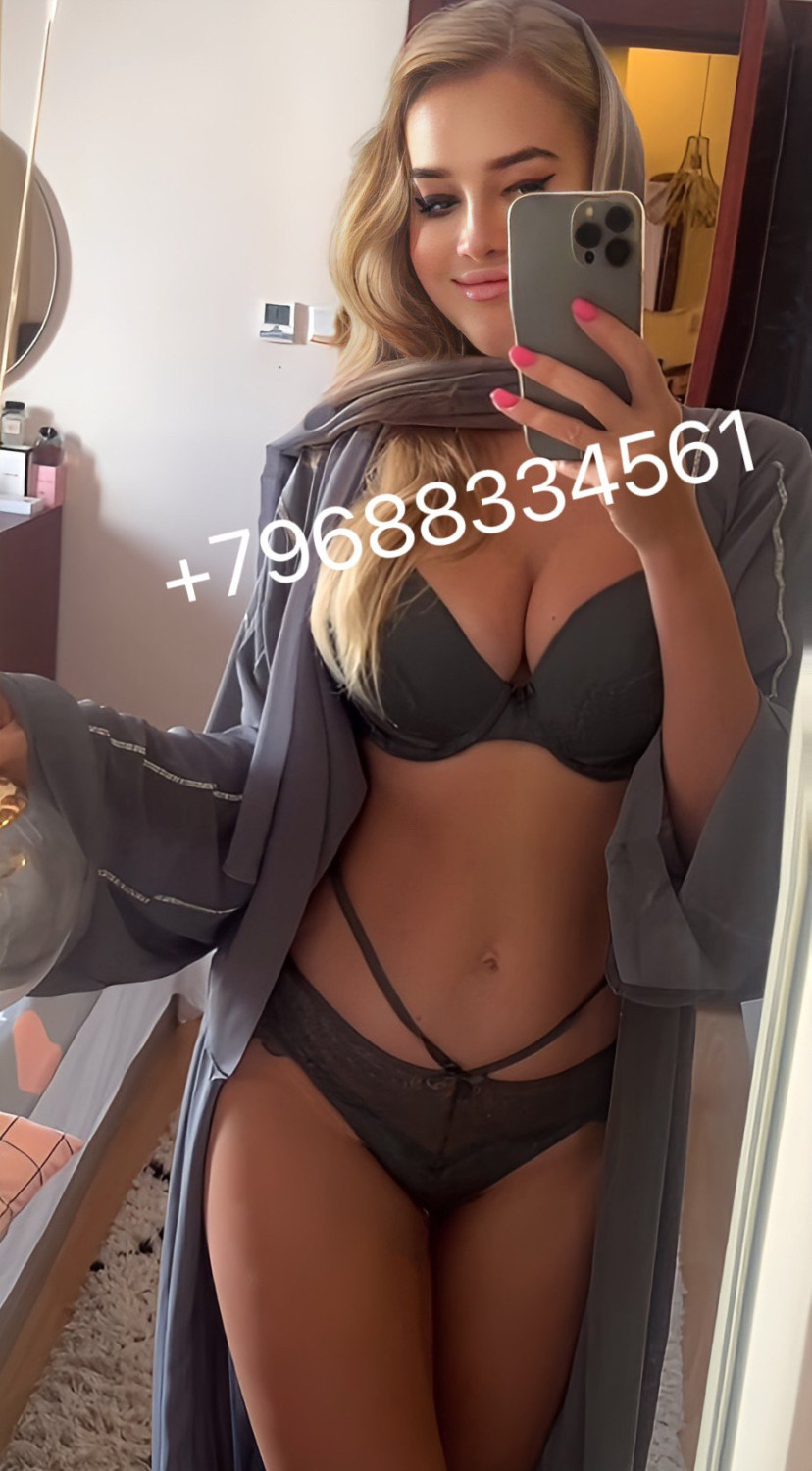 katerina-russian-escort-in-al-manama-whatsapp-small-3