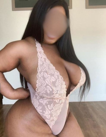 love-bliss-british-escort-in-al-manama-whatsapp-big-2